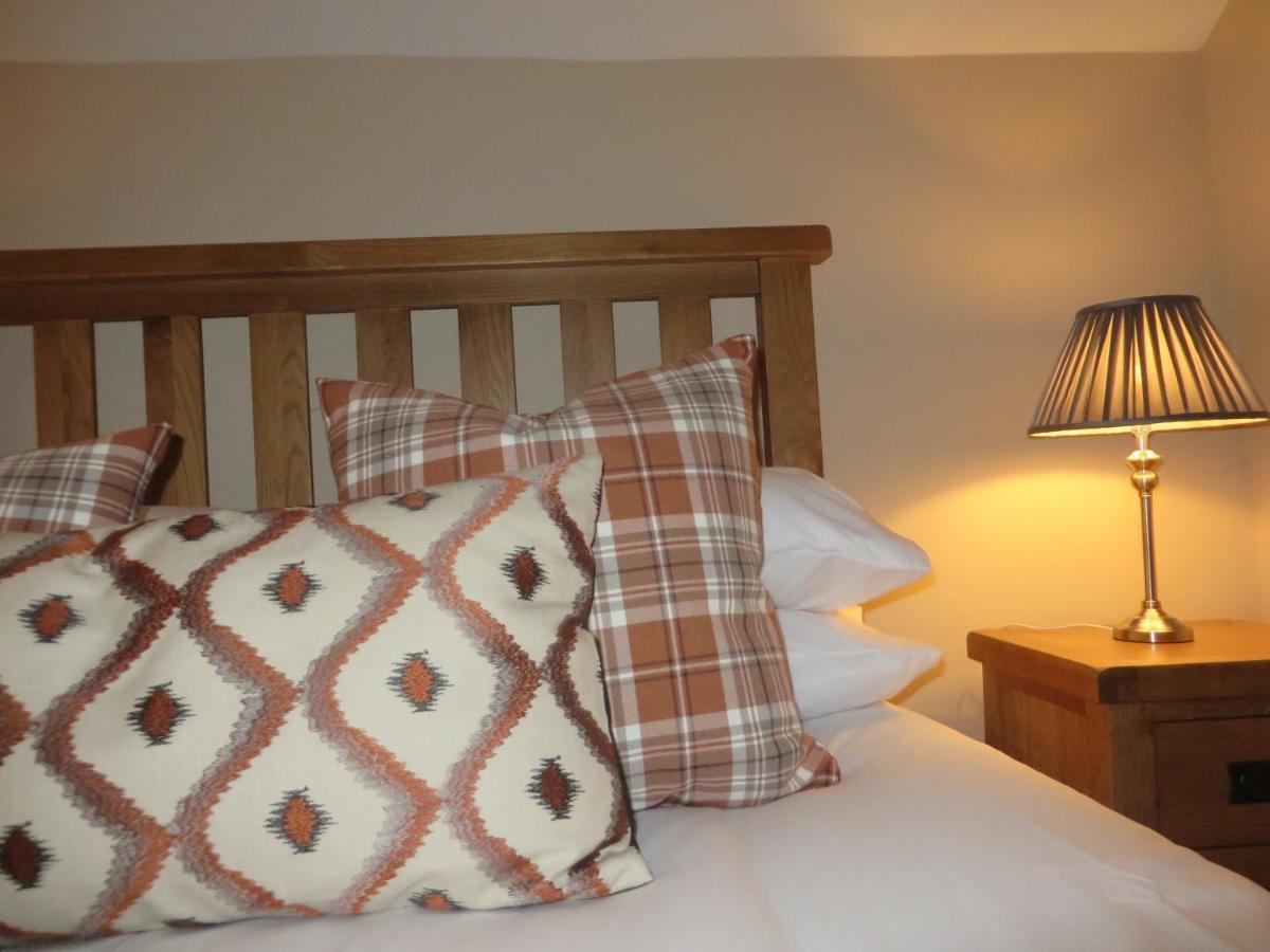 Hotel The Kings Head Meifod Exterior foto